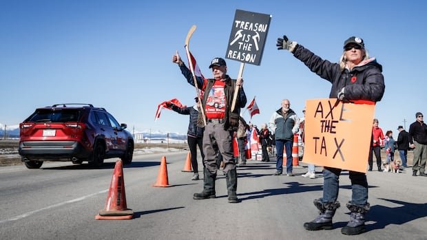 Environment minister open to replacing carbon tax if Canada can still meet its climate goals