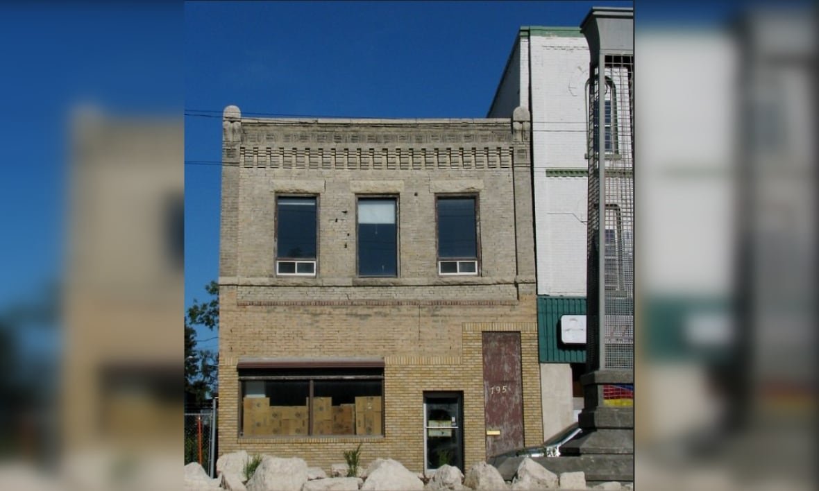 craig-block-circa-2012 A two-story brick building