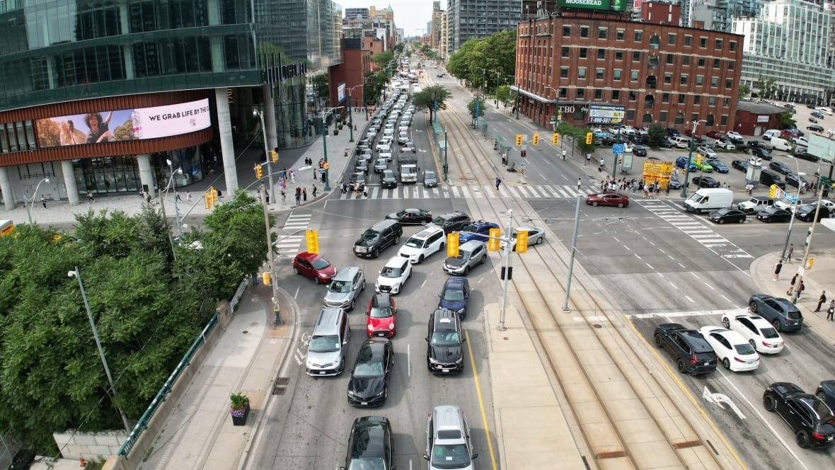 front-st-traffic-gridlock-drone-aerials An aerial view of backed up traffic in downtown Toronto.