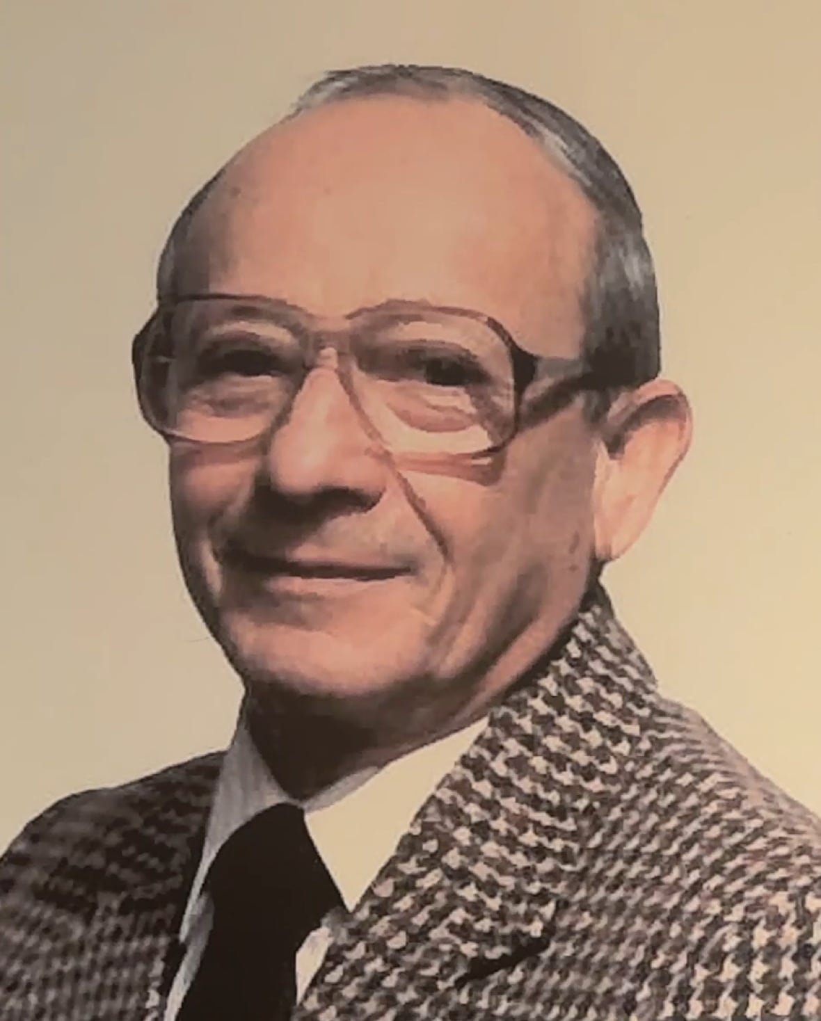 louie-kamien Louie Kamien was a Holocaust survivor who immigrated to London in 1948.
