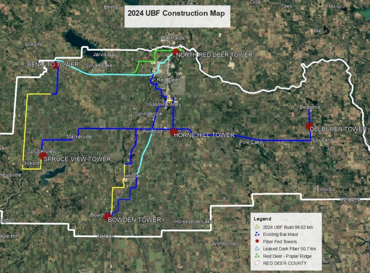 red-deer-county-broadband-network-and-towers A satellite map showing the broadband infrastructure for Red Deer County. It has different coloured lines in blue, yellow, and green to show the different kinds of fibre-optic lines.